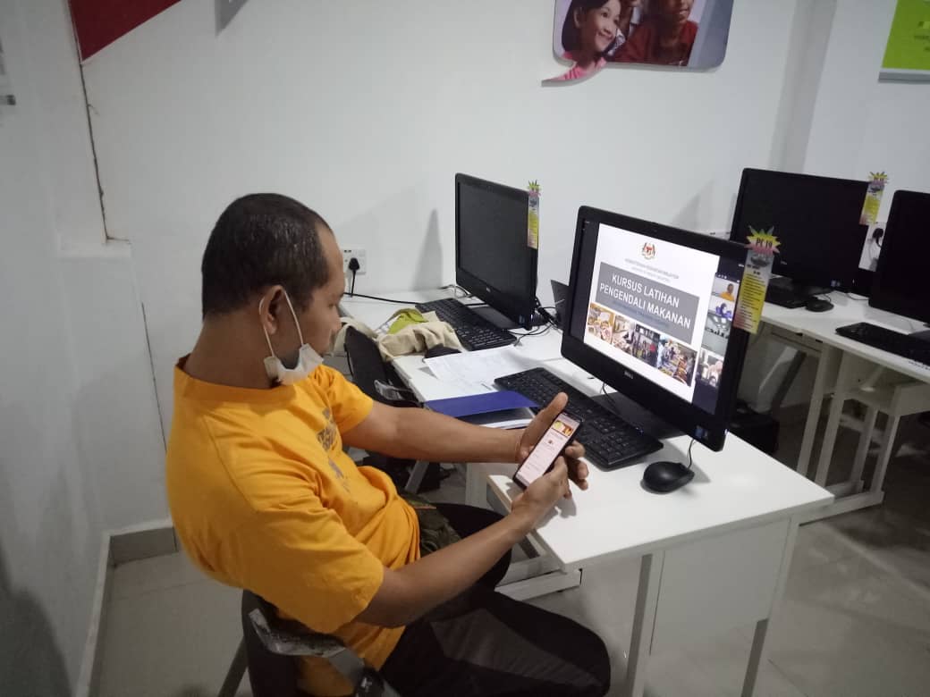 KURSUS PENGENDALI MAKANAN 